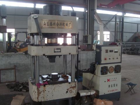 點(diǎn)擊查看詳細(xì)信息<br>標(biāo)題：液壓機(jī)-150 閱讀次數(shù)：2731